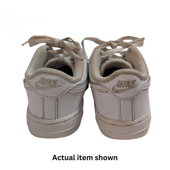 👟 Nike Air Force 1 LE Triple White Low Toddler Kids 9C Classic Style - Picture 6 of 9